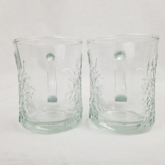 Two glass mugs with etched flowers VTG - Picture 9 of 13